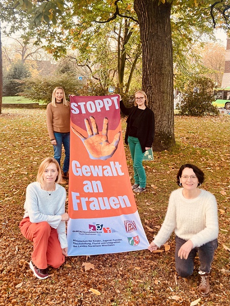 Plakat Stoppt Gewalt an Frauen