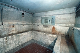 Waschraum im Bunkermuseum (Foto Jürgen Schnug)