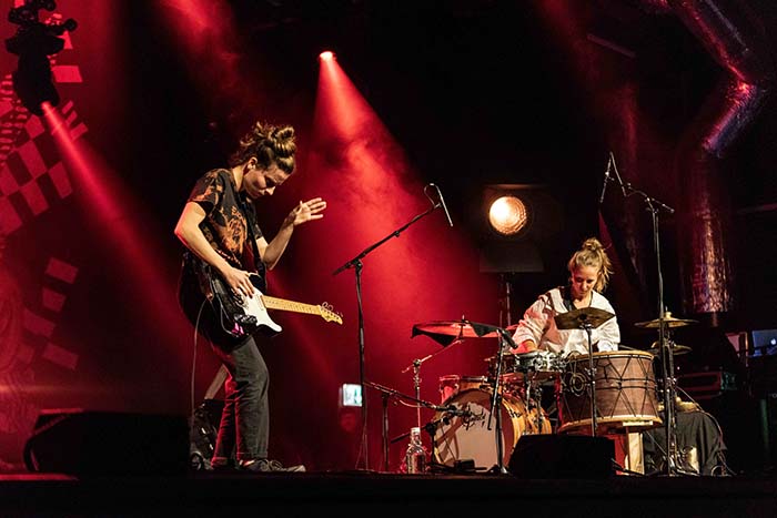 Camille Émaille und Nina Garcia, Foto: Stefan Tolusso