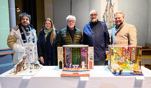 Oberbürgermeister Thorsten Berg (r.) war einer der ersten Besucher der Ausstellung. Begrüßt wurde er vom Oberhausener Künstler Jan Arlt, Romi Domkowsky vom Kulturbüro der Stadt Oberhausen, Wolfgang Tzscheppan vom Kreativkreis Creative City sowie Peter Alf