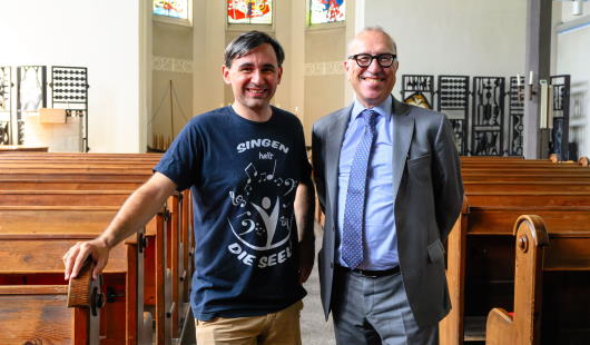 Kreiskantor Danny Neumann und Kulturdezernent Apostolos Tsalastras (Foto: Stadt Oberhauen/Tom Thöne)