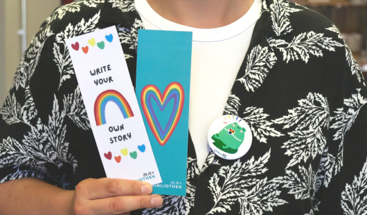 Infomaterial zum Pride Month (Foto: Stadt Oberhausen)