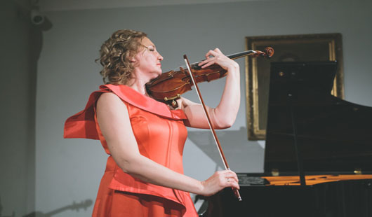 Sihana Badivuku-Hoxha (Quelle: Filharmonija na Republika Severna Republika)