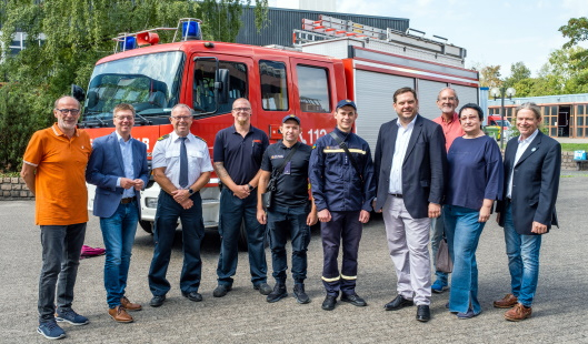 Stadt Oberhausen übergibt Löschfahrzeug an Feuerwehrmänner aus Saporishja