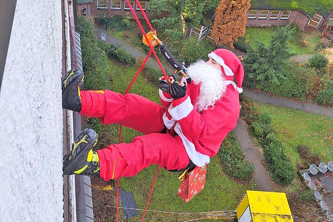 Spektakulärer Besuch vom Nikolaus