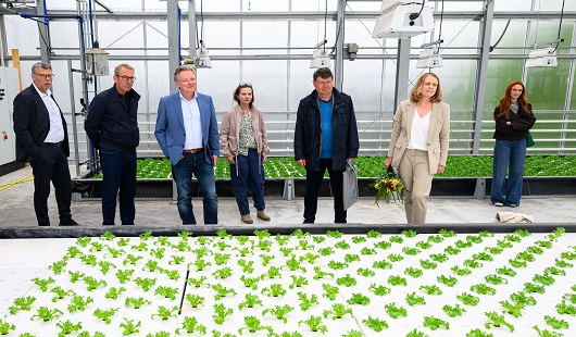 Rundgang durch den ALTMARKTgarten. Foto: Stadt Oberhausen/Tom Thöne