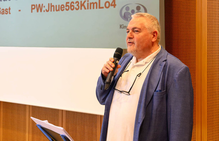 AlttextOlaf Pütz, Netzwerkkoordinator Kinderschutz der Stadt Oberhausen. (Foto: Stadt Oberhausen/Tom Thöne)