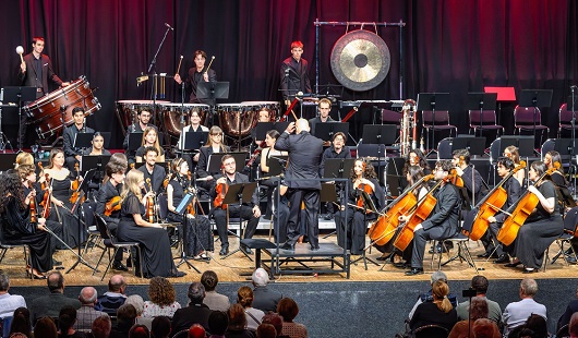 West Balkan Youth Orchestra und die Städtische Musikschule Oberhausen bei der Eröffnung zur Woche der Demokratie (Foto: Stadt Oberhausen/Tom Thoene)