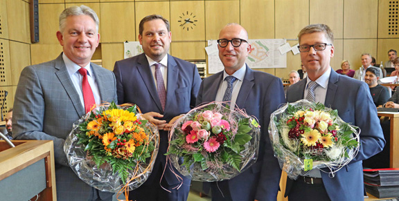Oberbürgermeister Daniel Schranz mit den Beigeordneten Jürgen Schmidt, Apostolos Tsalastras und Michael Jehn