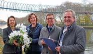 Vertragsunterzeichnung für Eheschließungen auf dem Rhein-Herne-Kanal