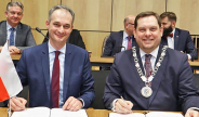 Maciej Gramatyka (Stellv. Stadtpräsident, Kulturdezernent) und Oberbürgermeister Daniel Schranz