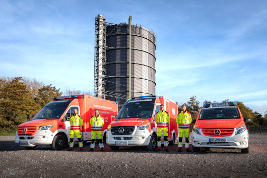 Rettungsdienst vor dem Gasometer