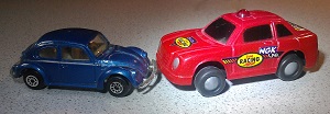 Spielzeugautos beim Verkehrsunfall