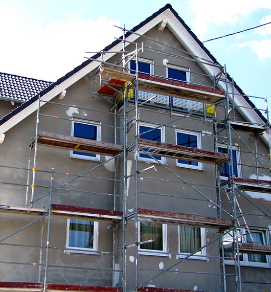 Haus mit Gerüst