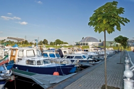 Heinz-Schleußer-Marina in der Neuen Mitte (Foto: Ulla Emig)