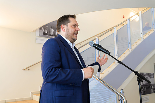 Ansprache von Oberbürgermeister Daniel Schranz bei der Eröffnung des Hallenbad Sterkrades.