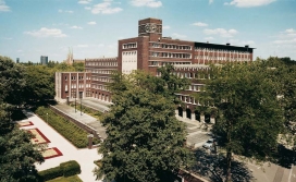 Rathaus in Alt-Oberhausen (Foto: Thomas Wolf)