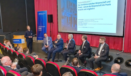 Symposium zur Baubranche
