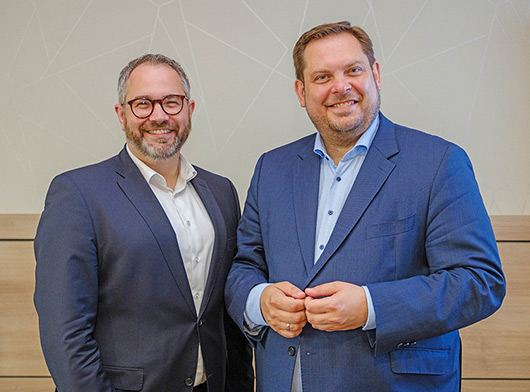 Oberbürgermeister Daniel Schranz (r.) mit Oberhausens Wirtschaftsförderer, Dr. Andreas Henseler
