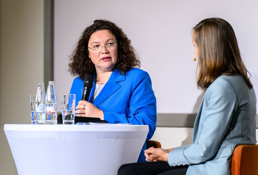 Andrea Nahles im Gespräch mit Katja Scherer
